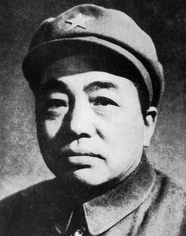 1949年开国大典上十大元帅为何只到五位彭帅林彪去了哪里图2