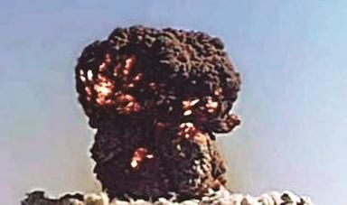 罗布泊位于楼兰古城附近，按道理不应该进行核实验为什么我国的核实验选择了罗布泊图17