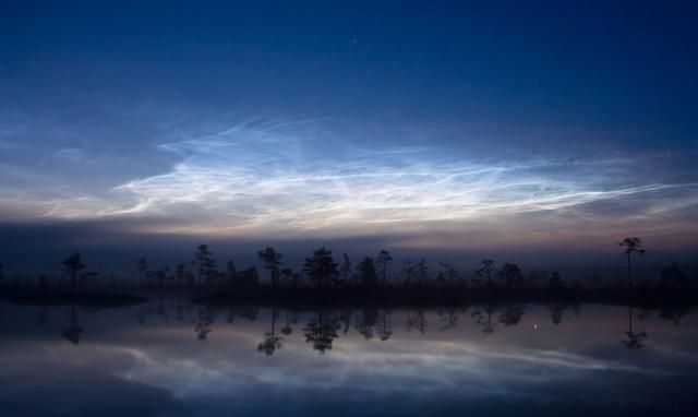 夜光云为什么是最稀有的云(加拿大夜光云)图1