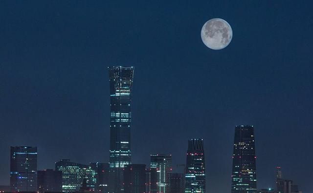 超级月亮有多亮(上海看超级月亮)图2