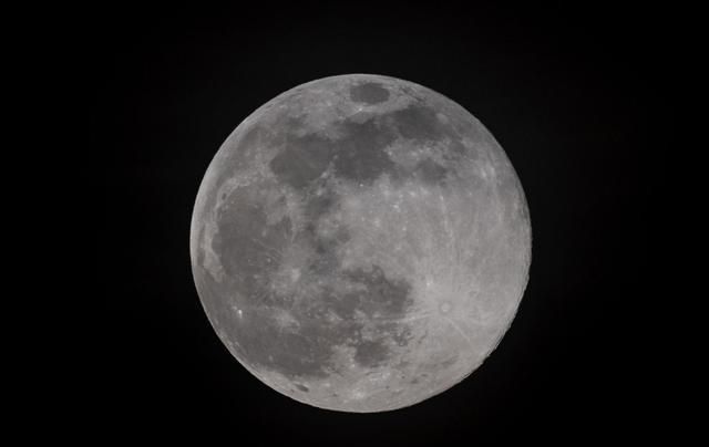 超级月亮有多亮(上海看超级月亮)图3