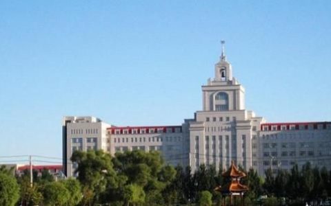 哈尔滨商业大学是一所什么档次的大学呢