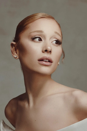 爱莉安娜·格兰德